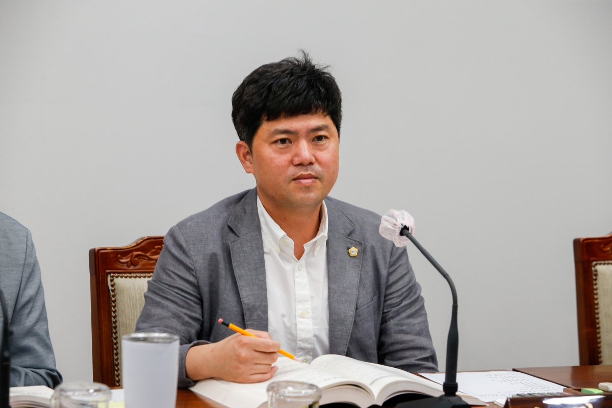 20220714-016[_P7U4632-제260회 임시회시 기획행정위원회 소관 2022년도 주요업무 보고의 건 활동.JPG