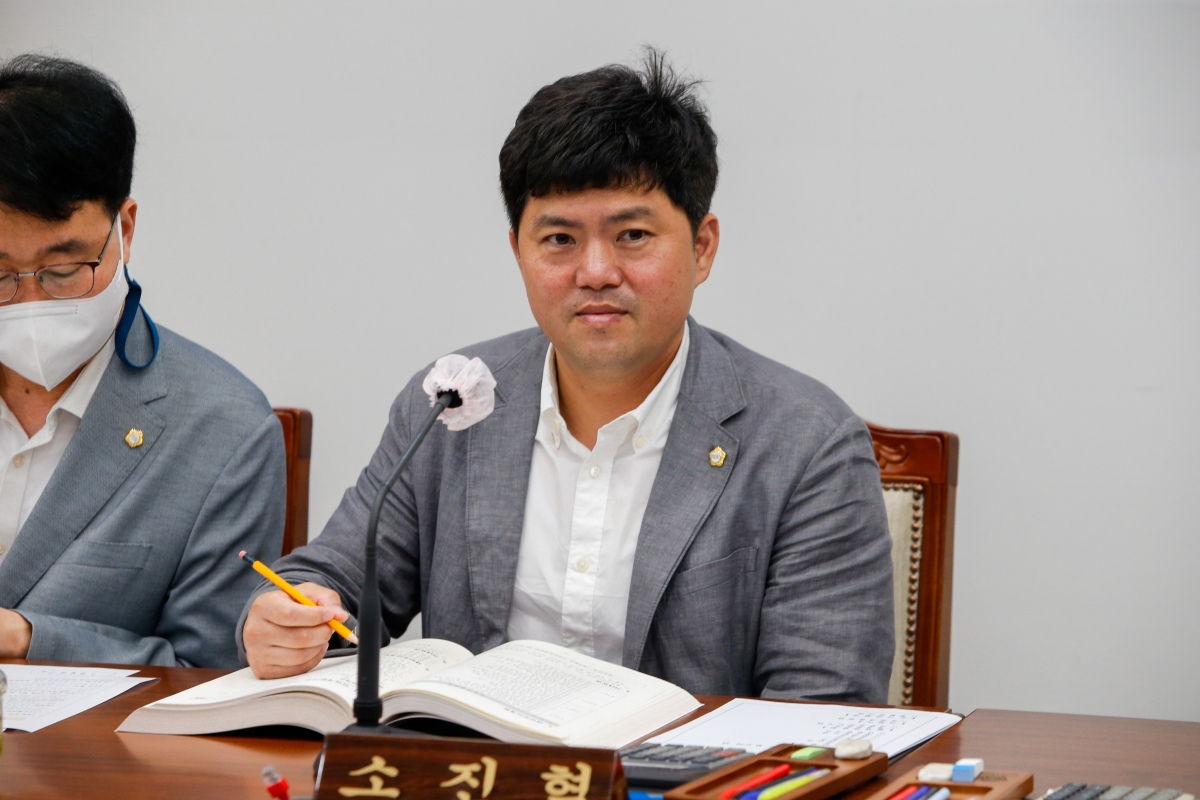 20220714-017[_P7U4639-제260회 임시회시 기획행정위원회 소관 2022년도 주요업무 보고의 건 활동.JPG