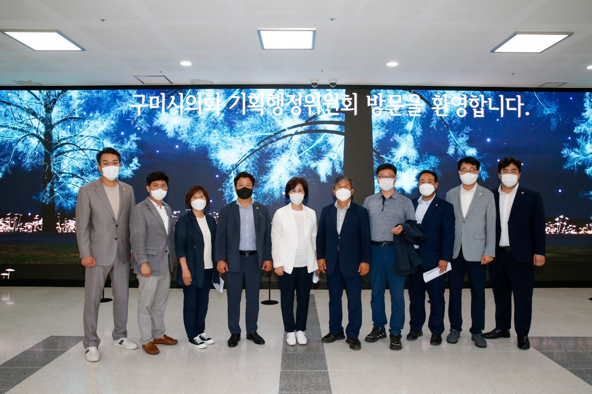 20220719-141[_P7U6080-제260회 임시회 기획행정위원회 박정희대통령 역사자료관 현장방문.JPG