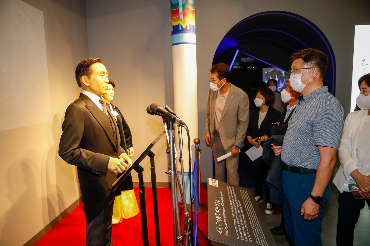 20220719-117[_P7U6022-제260회 임시회 기획행정위원회 박정희대통령 역사자료관 현장방문.JPG