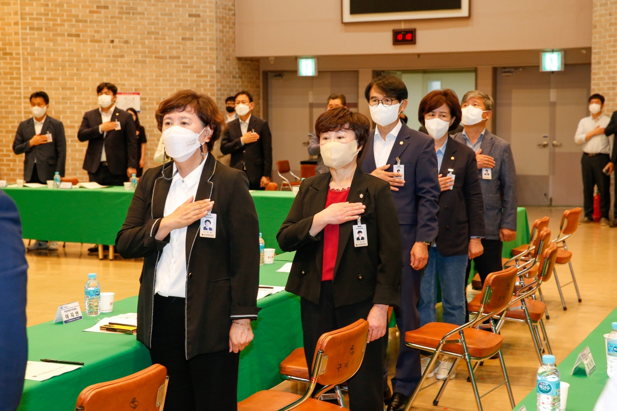 20220829-004[_P7U9451-민주평통 구미시협의회 제20기 지역대표 자문의원 위촉장 전수 및 간담회.JPG