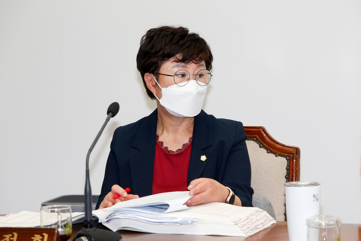 20220906-008[_P7U0892-제261회 제1차 정례회 산업건설위원회 소관 2022년도 제1회 추경예산안 및 기금운용변경계획안 예비심사활동.JPG
