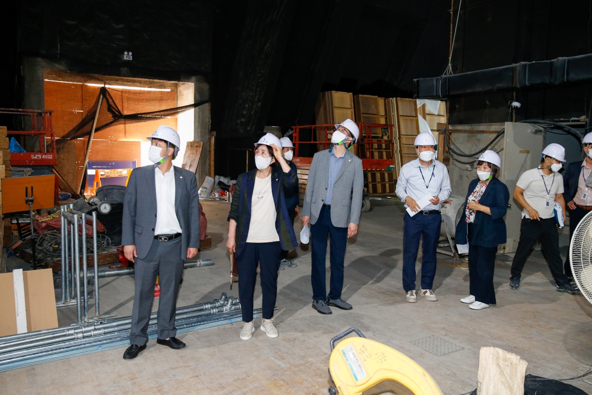 20220907-117[_P7U1190-제261회 제1차 정례회시 문화예술회관 공사현장방문.JPG