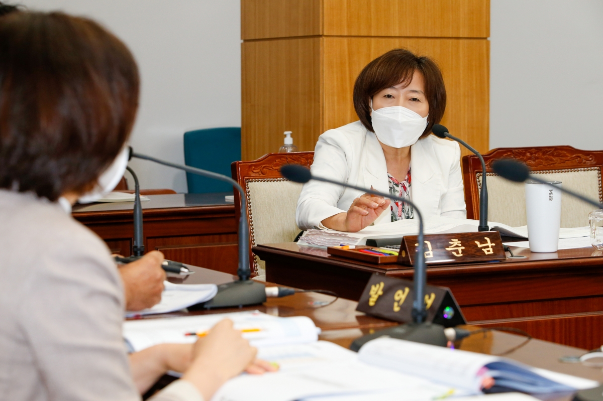 20220908-007[_P7U1217-제261회 제1차 정례회 예산결산특별위원회 2022년도 제1회 추경예산안 및 기금운용변경계획안 심사활동.jpg