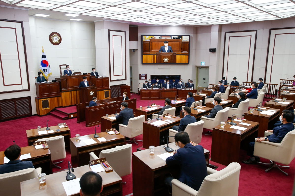 20221018-014[_P7U7007-제262회 임시회 제1차 본회의시 소진혁 의원 5분 자유발언.JPG