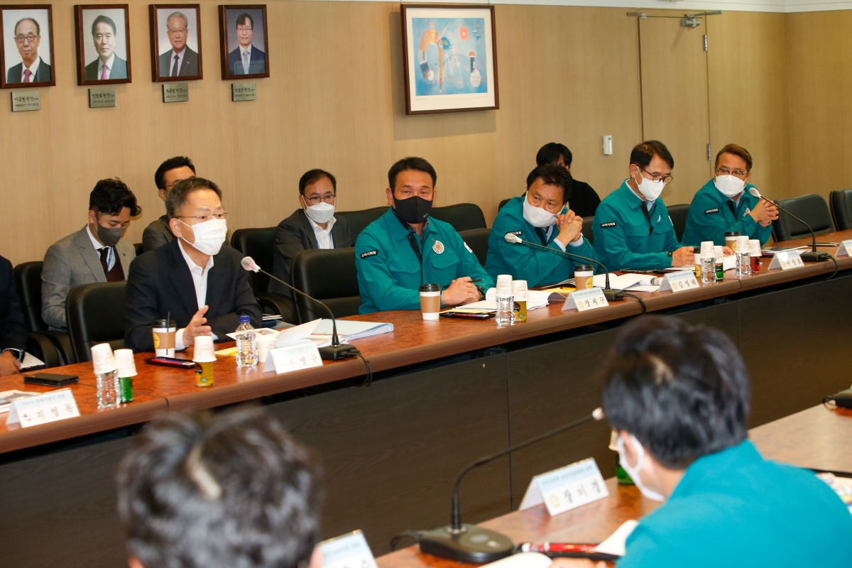 20221020-045[_P7U7541-제262회 임시회시 산업건설위원회 구미전자정보기술원 현장방문활동.JPG