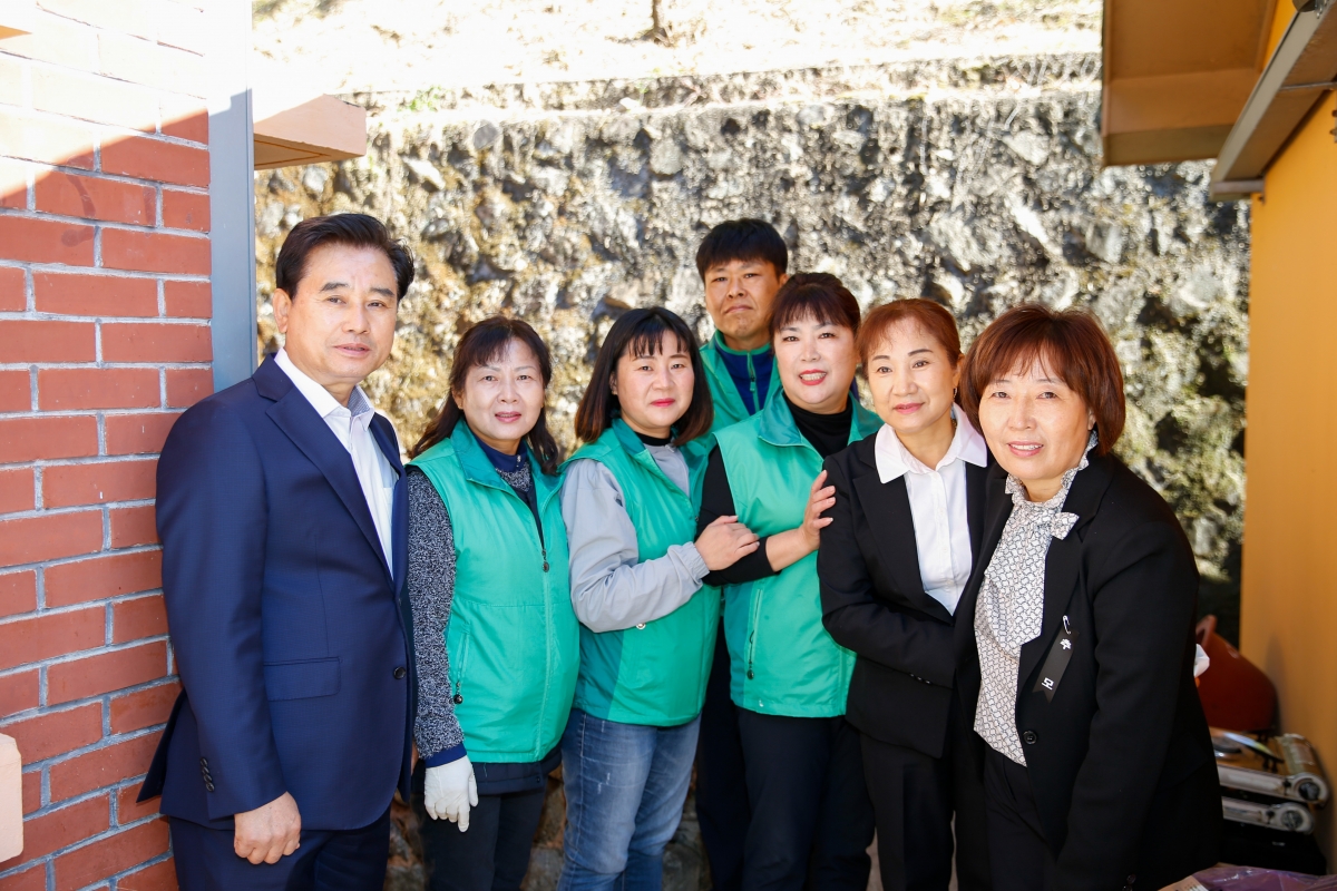 20221026-007[_P7U8563-박정희 대통령 43주기 추모제 및 추도식.JPG