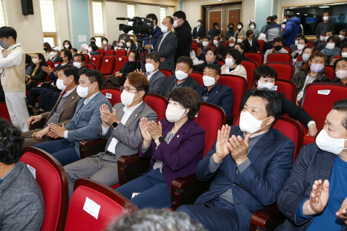 20221121-041[_P7U1941-1-제27회 농업인의 날 기념행사.jpg