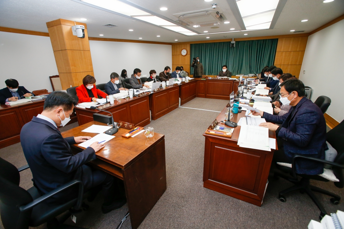 20221205-004[_P7U4453-제263회 구미시의회 제2차 정례회시 예산결산특별위원회 2023년도 예산안 및 기금운용계획안 심사활동.JPG