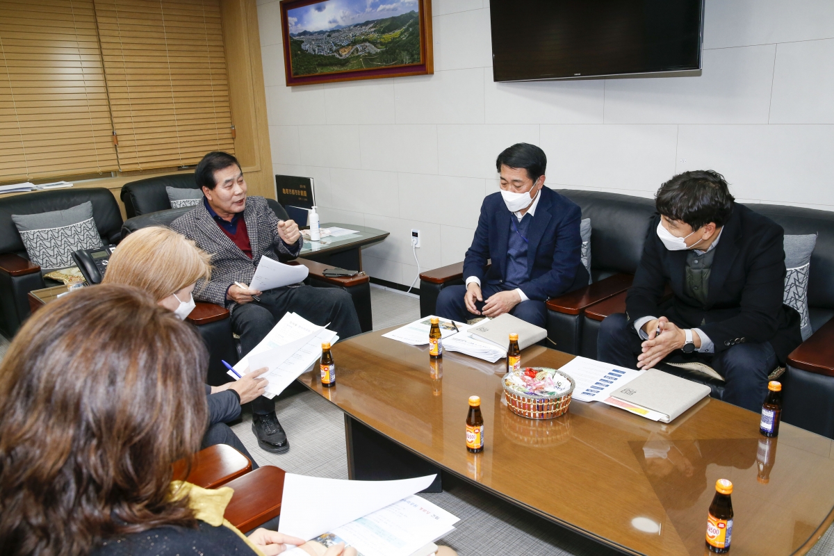 20221206-020[_P7U4705-1-17통 경로당 건립 관련 회의.jpg
