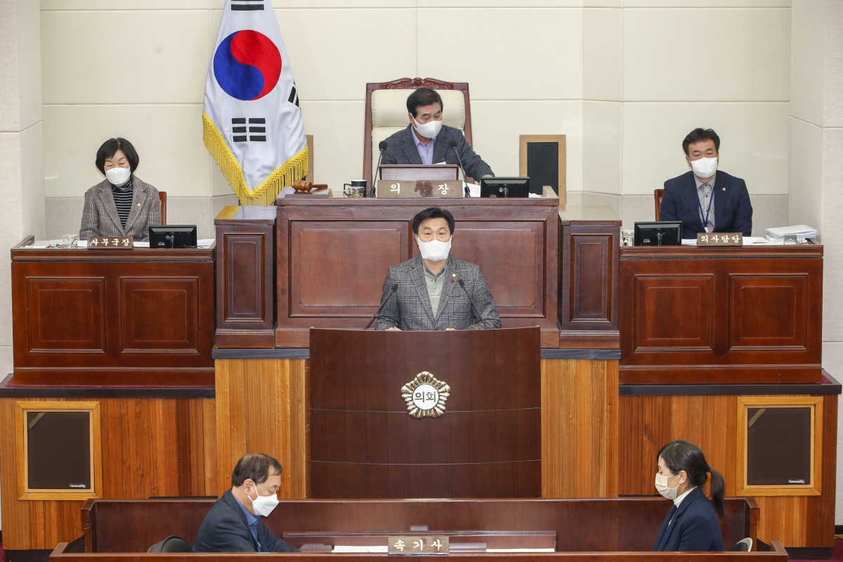 20221212-009[_P7U5460-1-제263회 구미시의회 제2차 정례회 제2차 본회의시 김영태 의원 5분 자유발언.jpg