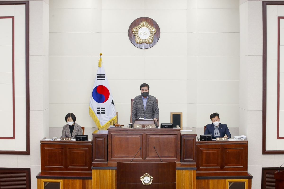 20221216-010[_P7U6150-1-제263회 구미시의회 제2차 정례회 제3차 본회의시 안주찬 의장 회의주재.jpg