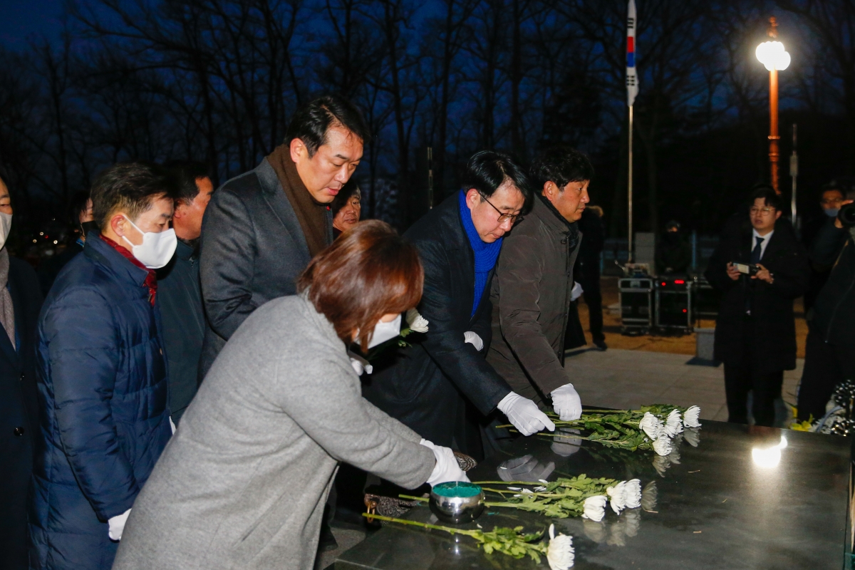 20230102-015[_P7U8004-2023 새해 충혼탑 참배.JPG