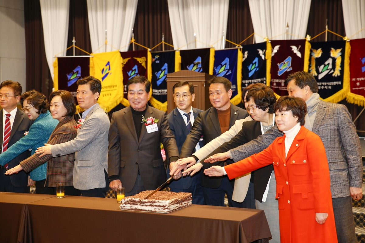 20230203-029[_P7U1011-1-경북 여성기업인협의회 회장 이·취임식.jpg