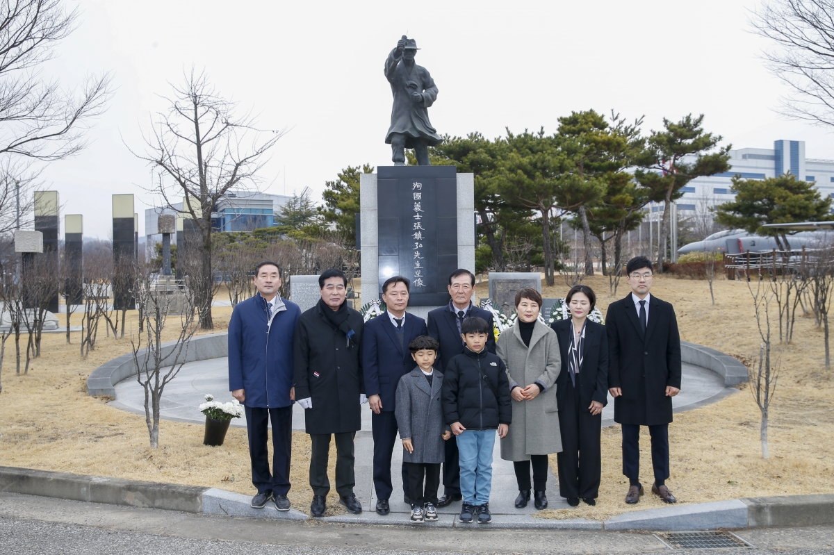 20230301-062[_P7U3338-1-3·1절 기념 장진홍 선생 추념.jpg