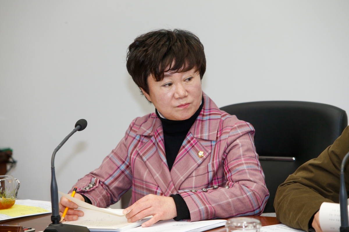 20230313-060[_P7U4442-제265회 임시회 산업건설위원회 조례안 심사활동.JPG