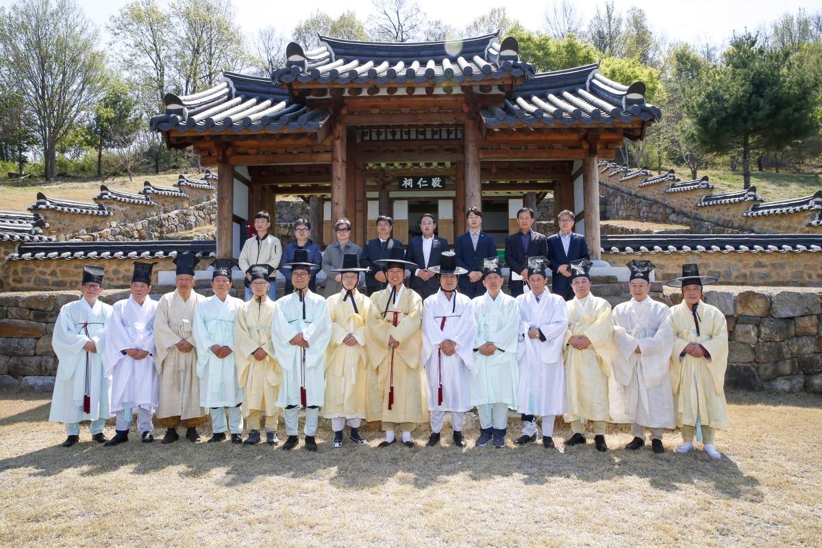 20230402-030[_P7U6355-왕산허위선생 춘계향사.jpg