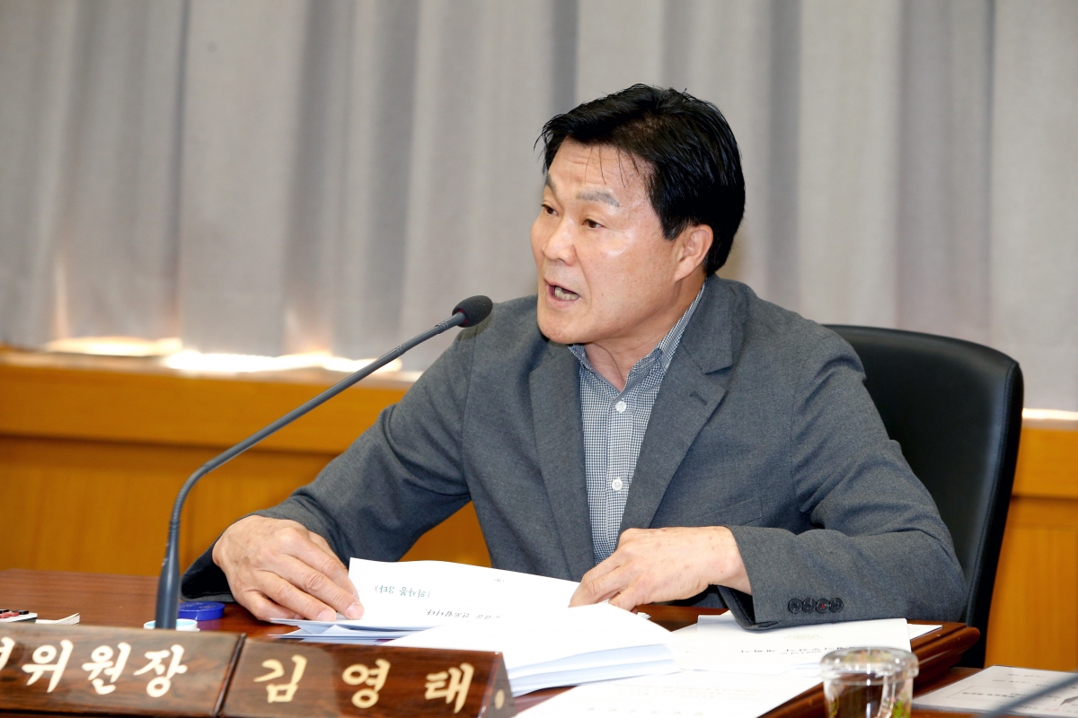 20230413-008[_P7U7677-제266회 임시회 의회운영위원회 조례안 심사활동.jpg