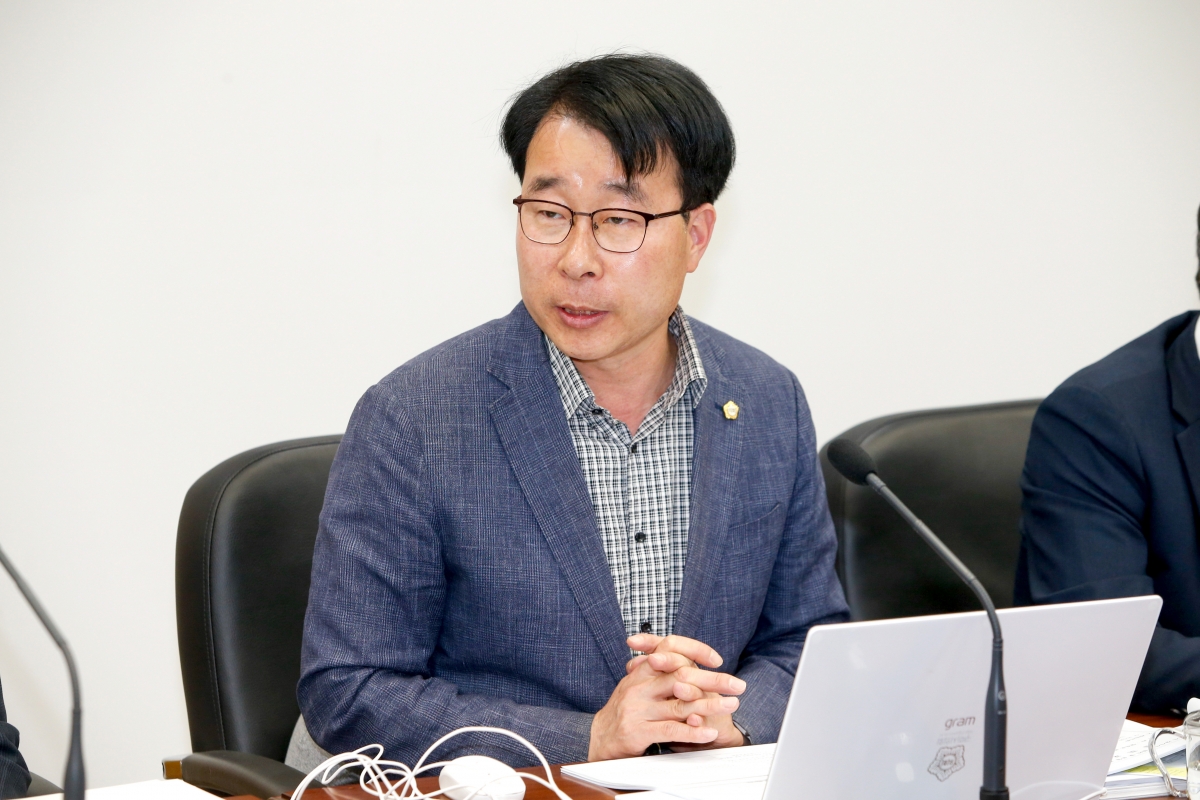 20230413-025[_P7U7732-제266회 임시회 기획행정위원회 조례안 심사활동.jpg