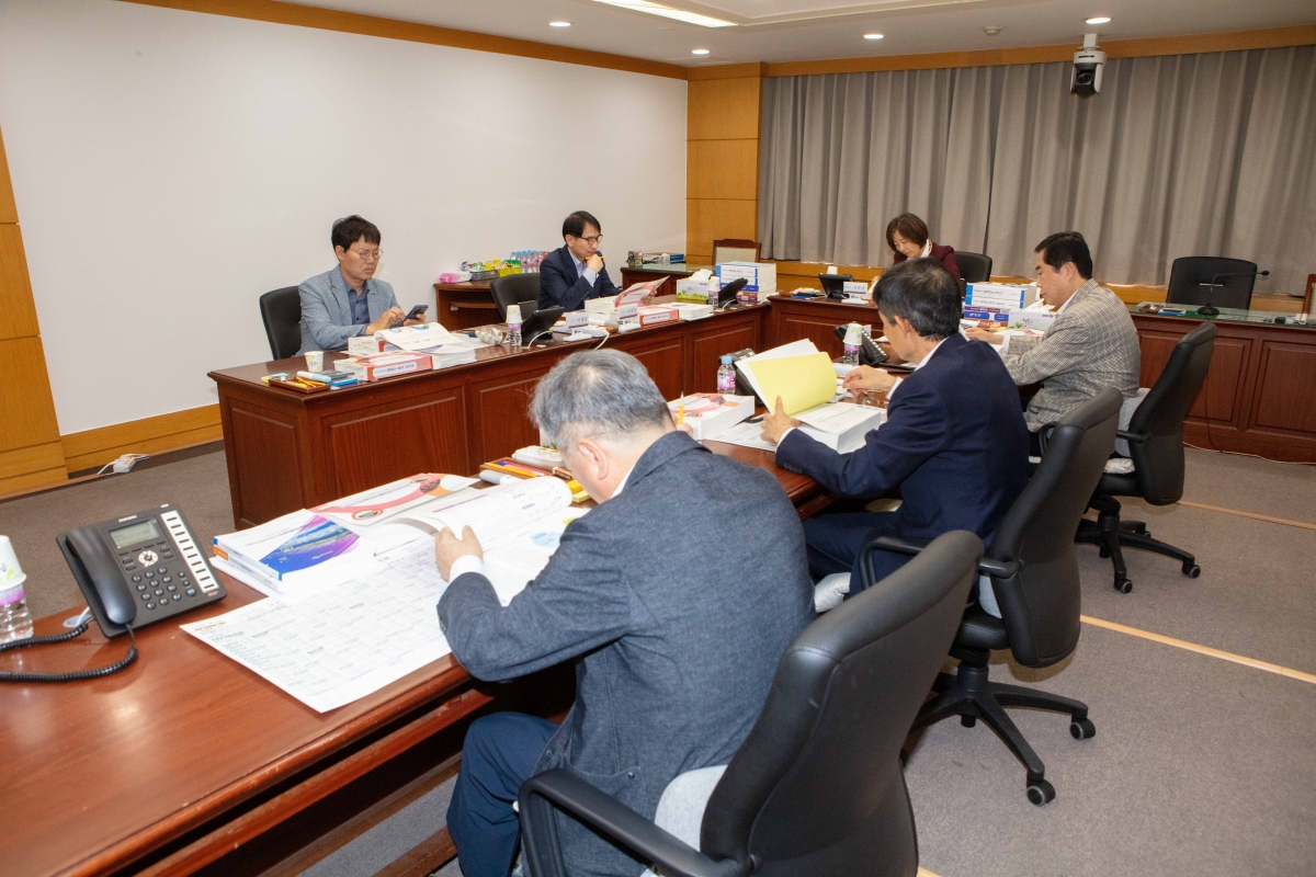 20230419-054[IMG_4546-2022회계연도 결산검사위원 활동 및 격려.JPG