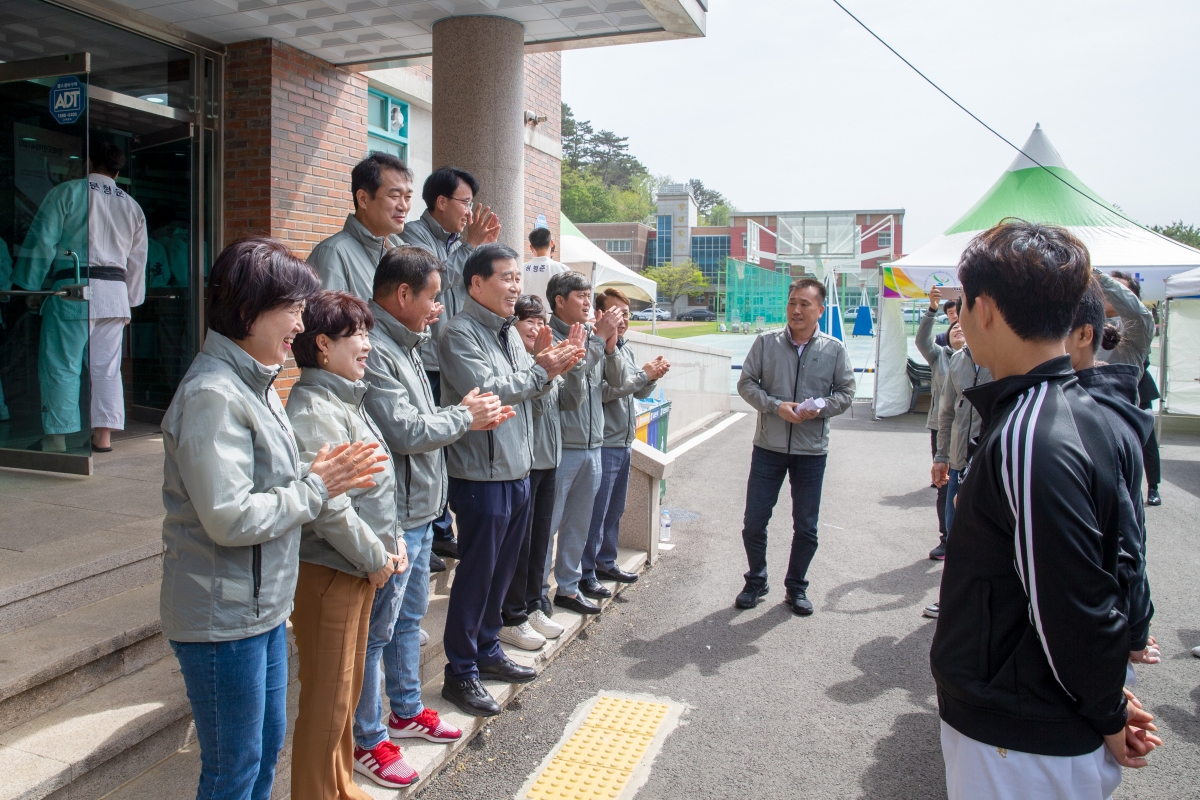 20230421-004[_P7U8867-제61회 경북도민체전 구미시 선수단 울진군 현지방문 격려.jpg