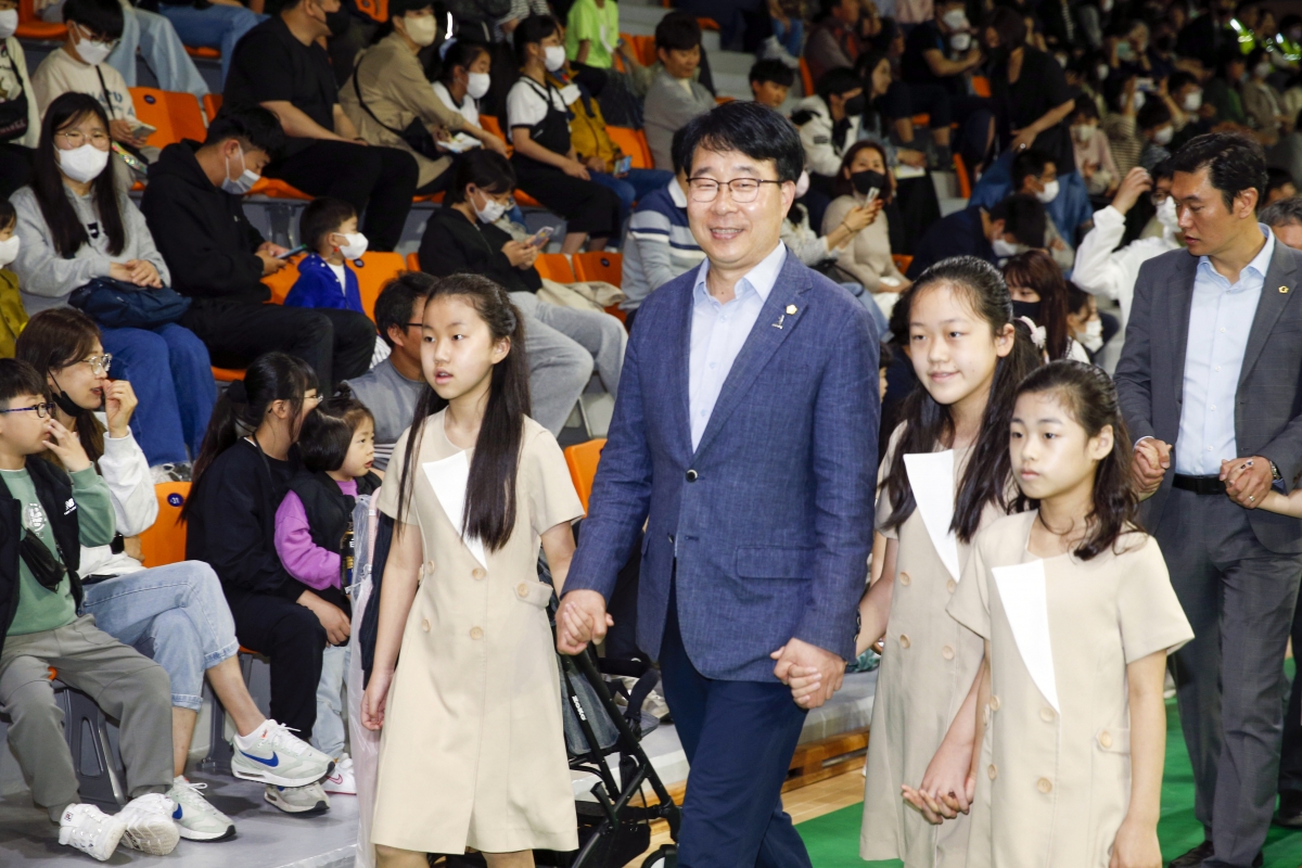 20230505-032[_P7U0206-제101회 어린이날 기념행사.jpg