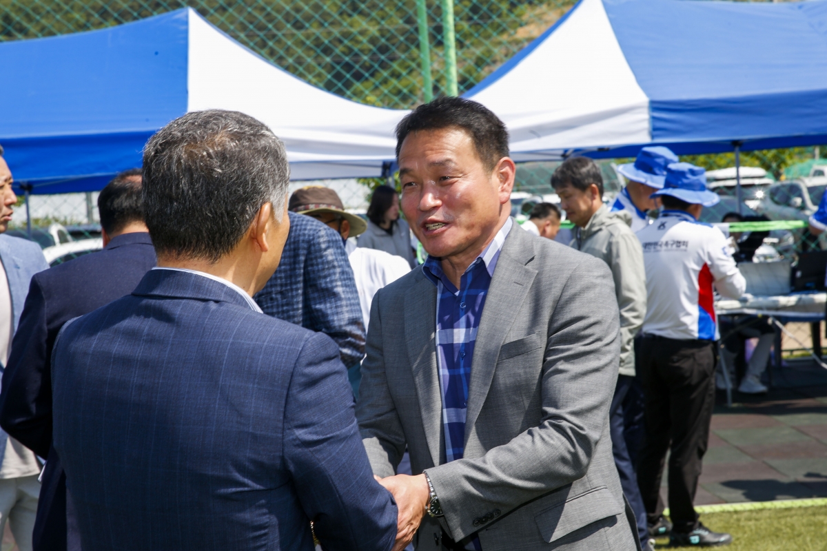 20230514-015[_P7U1971-1-제8회 구미새마을배 초청 족구대회.jpg
