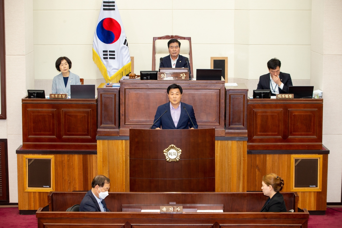 20230515-010[_P7U1999-제267회 임시회 제2차 본회의시 김영태 의원 5분 자유발언.JPG