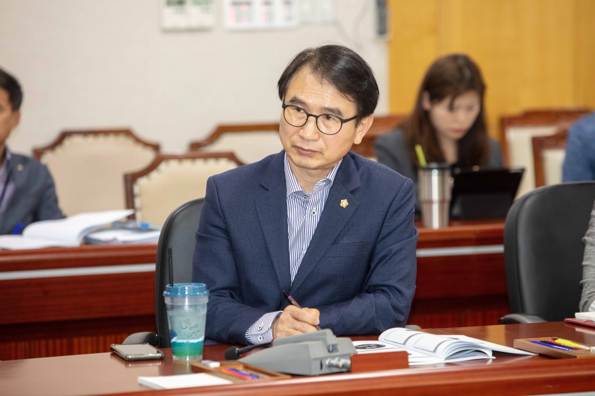 20230515-047[IMG_5177-의원연구단체 자치법규연구회 강연회.JPG