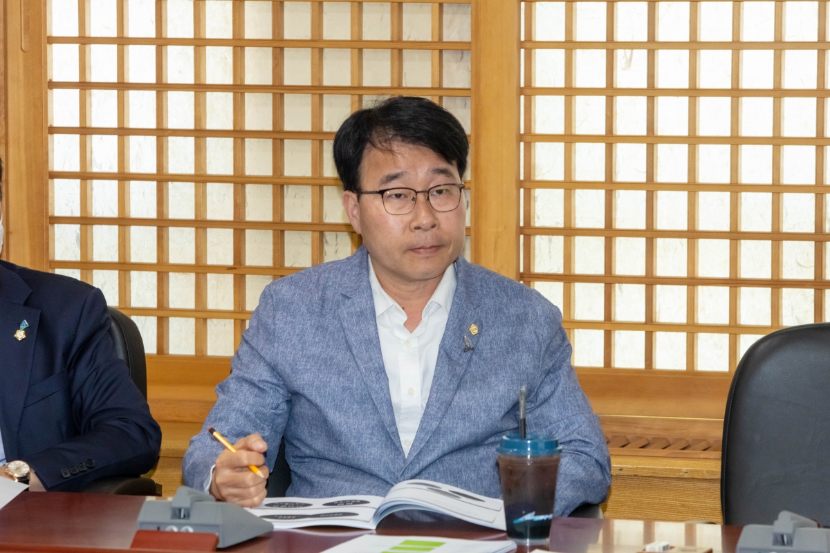 20230515-043[IMG_5167-의원연구단체 자치법규연구회 강연회.JPG