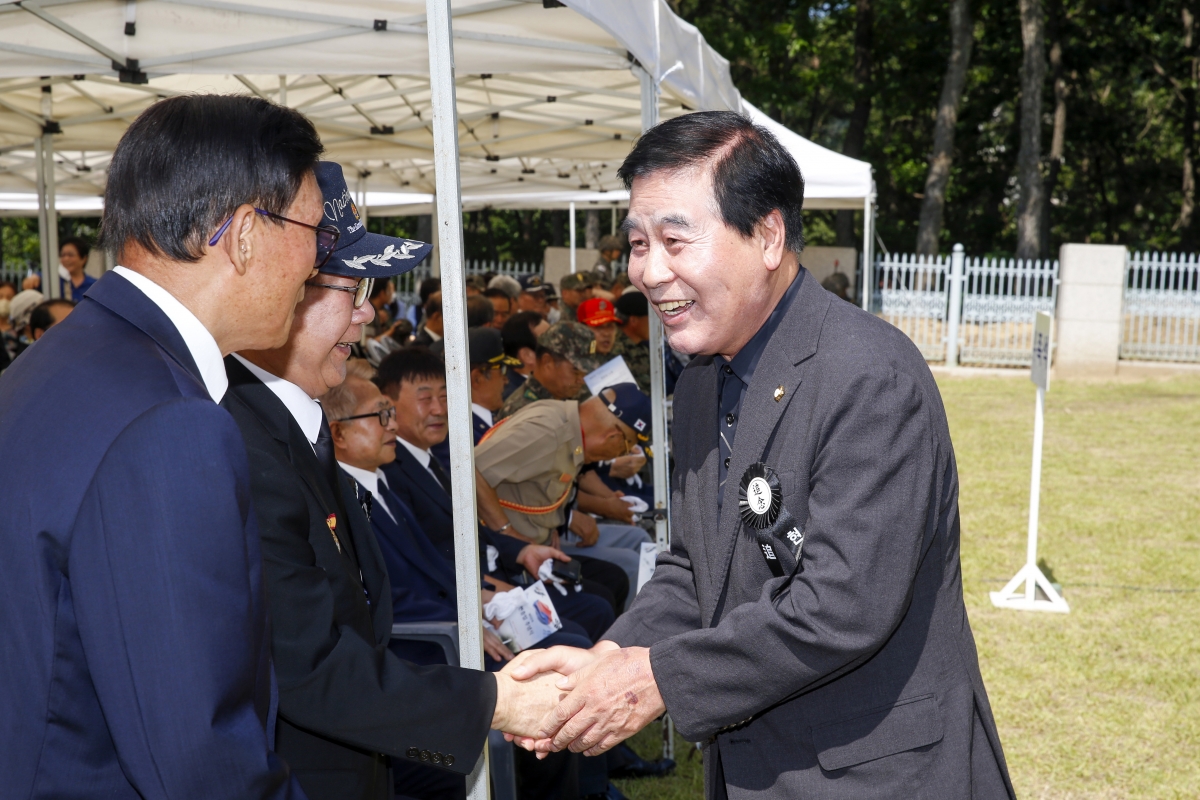 20230606-011[_P7U4299-1-제68회 현충일 충혼탑 추념.jpg