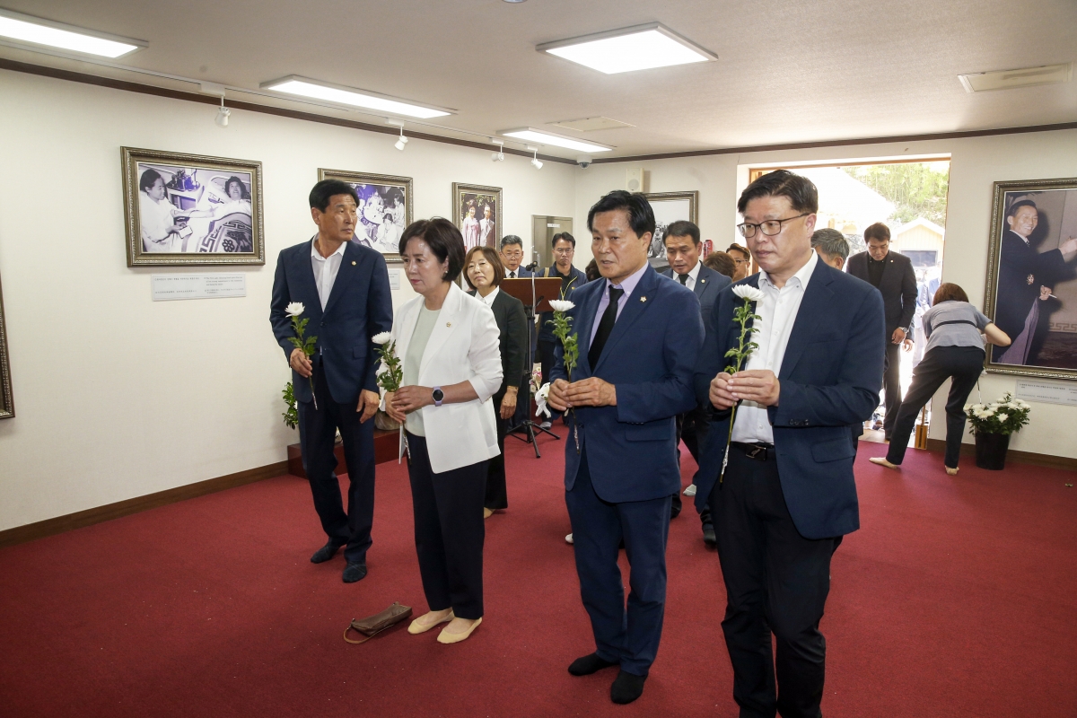 20230606-088[_P7U4451-1-제68회 현충일 박정희대통령 생가 추념.jpg