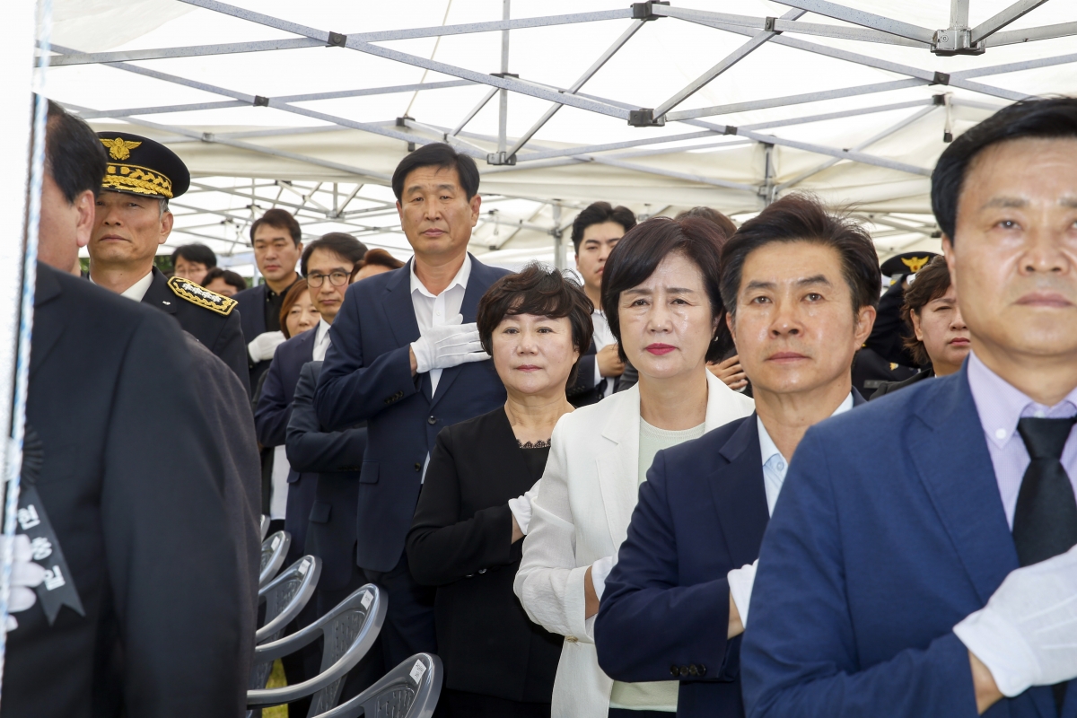 20230606-017[_P7U4311-1-제68회 현충일 충혼탑 추념.jpg
