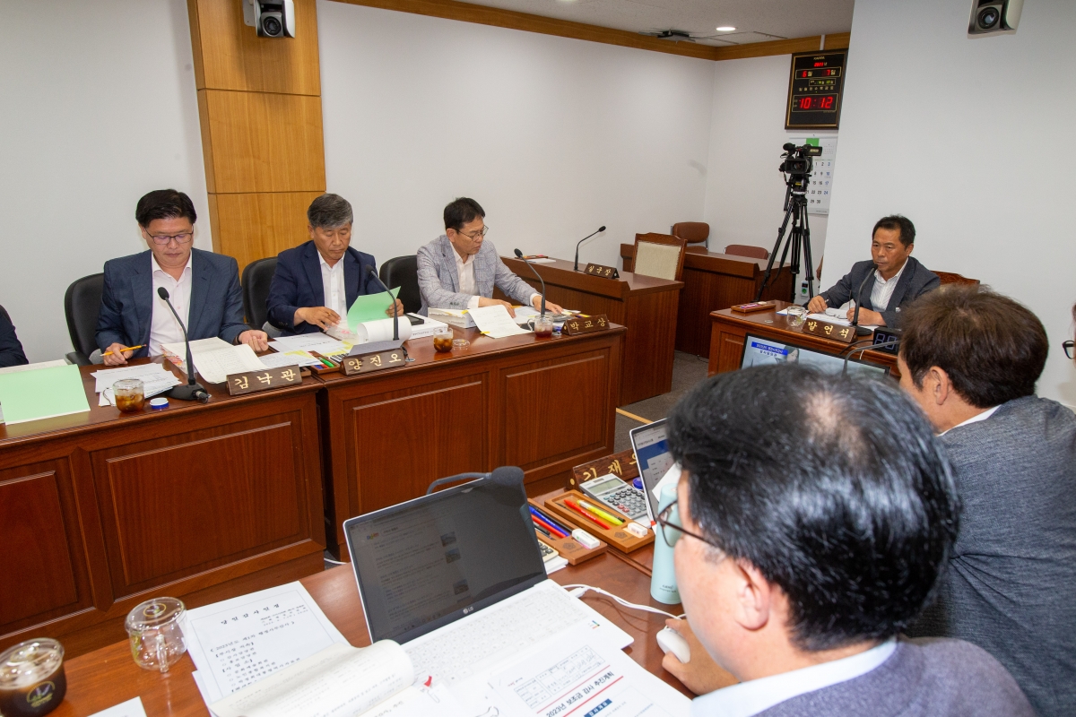20230607-031[_P7U4599-제268회 정례회 기획행정위원회 소관 2023년도 행정사무감사 활동.JPG