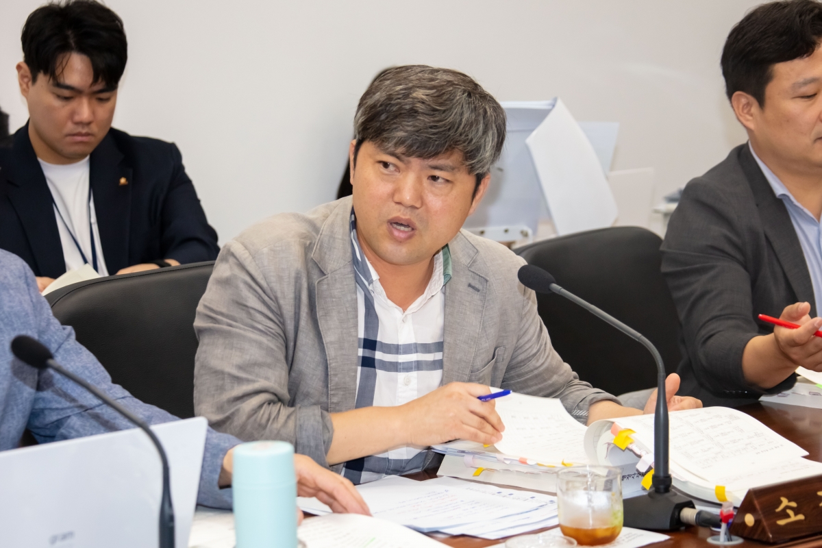 20230609-002[IMG_5415-제268회 정례회 기획행정위원회 소관 2023년도 행정사무감사 활동.JPG