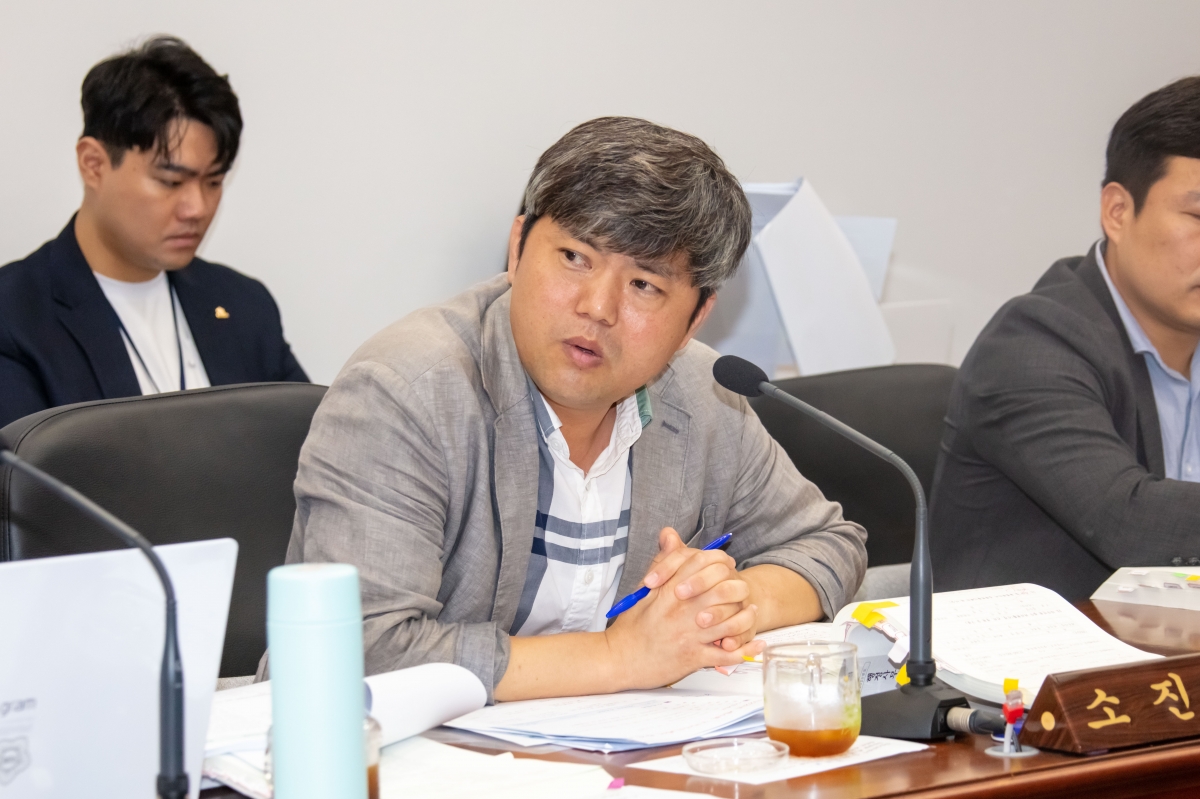 20230609-004[IMG_5425-제268회 정례회 기획행정위원회 소관 2023년도 행정사무감사 활동.JPG