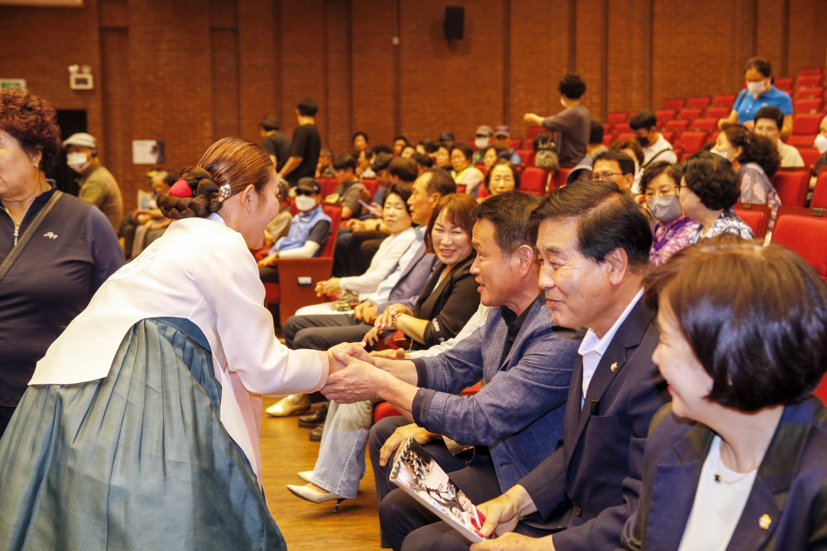 20230622-003[_P7U6360-1-2023 전국시니어 국악한마당.jpg