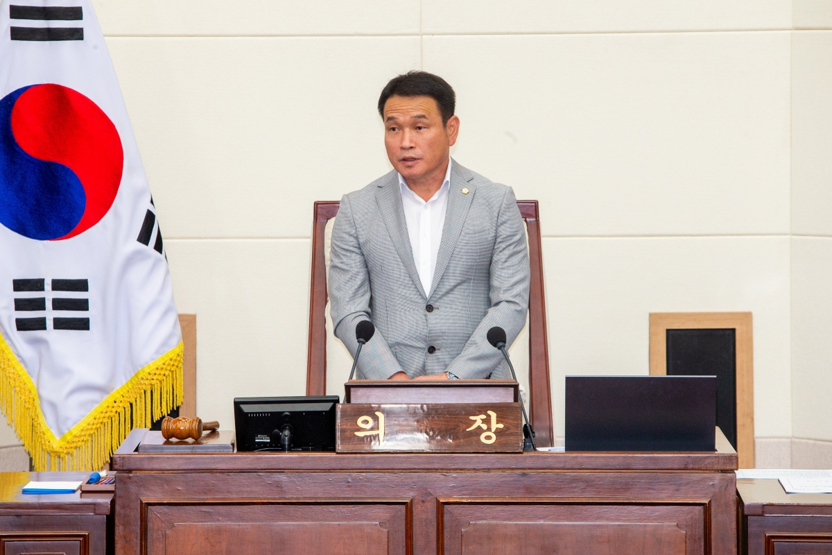 20230623-002[_P7U6461-제268회 정례회 제2차 본회의시 장세구 부의장 회의주재.JPG