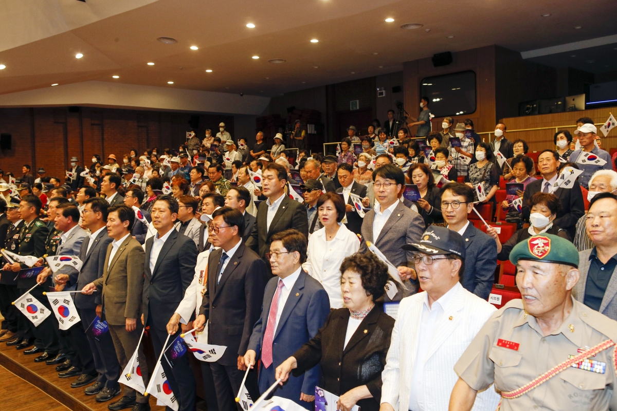 20230625-052[_P7U7056-1-6.25전쟁 제73주년 호국보훈 기념행사.jpg