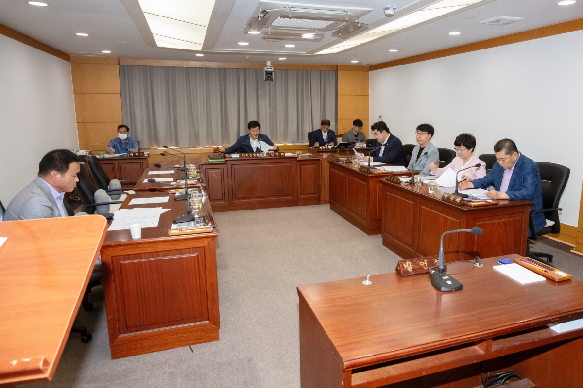 20230627-007[IMG_5621-폐회중 의회운영위원회 활동.JPG