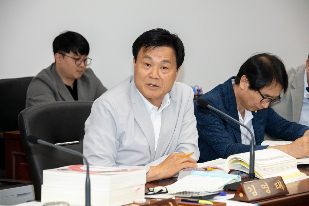 20230621-019[IMG_5571-제268회 정례회 예산결산특별위원회 2022회계연도 세입·세출 결산 승인안 심사활동.JPG