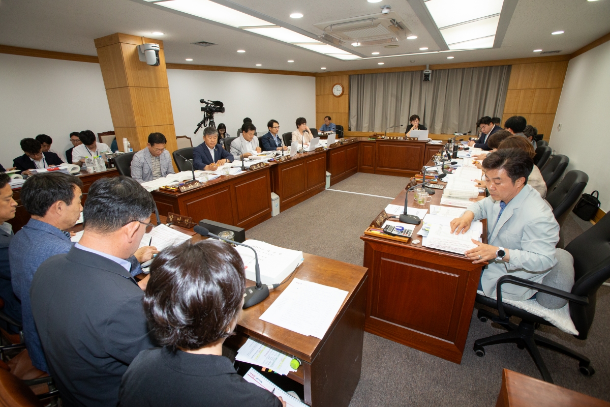 20230711-002[_P7U8388-제269회 임시회 예산결산특별위원회 2023년도 제1회 추경예산안 심사활동.JPG