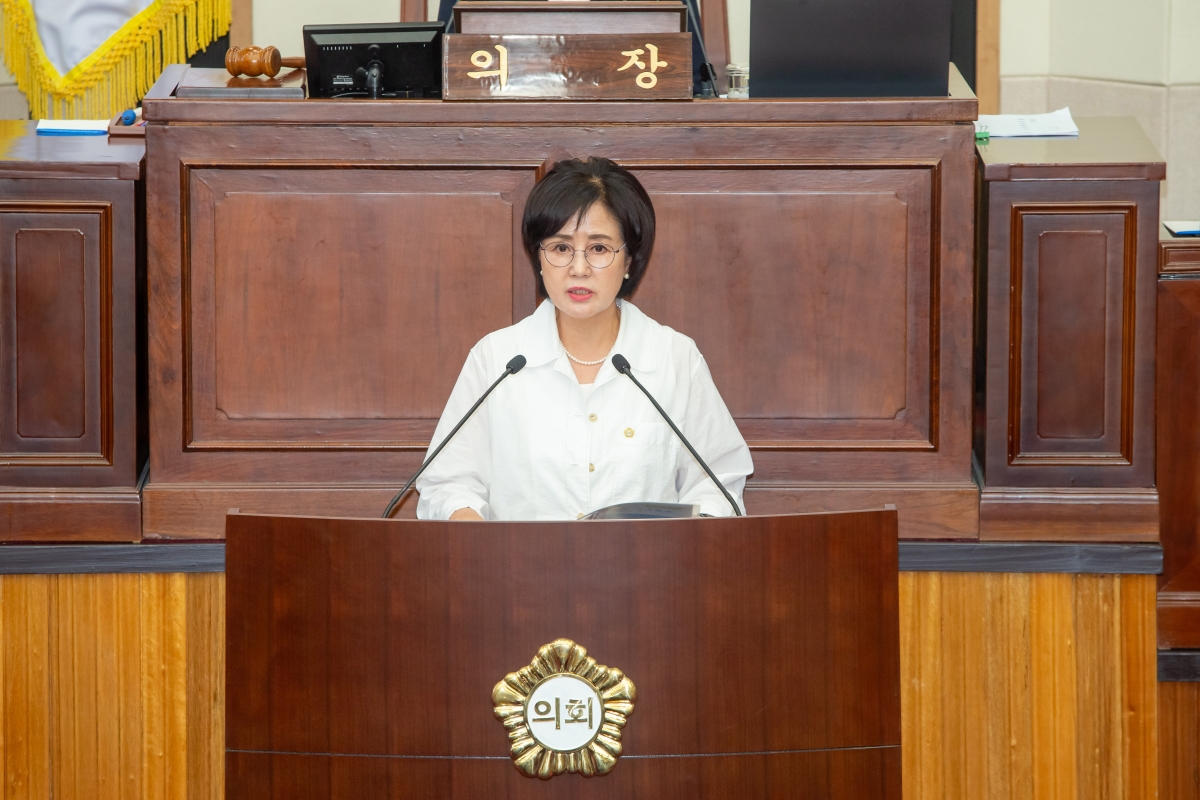 20230713-015[_P7U8660-제269회 임시회 제2차 본희의시 이명희 기획행정위원장 상임위원회 활동결과보고.JPG