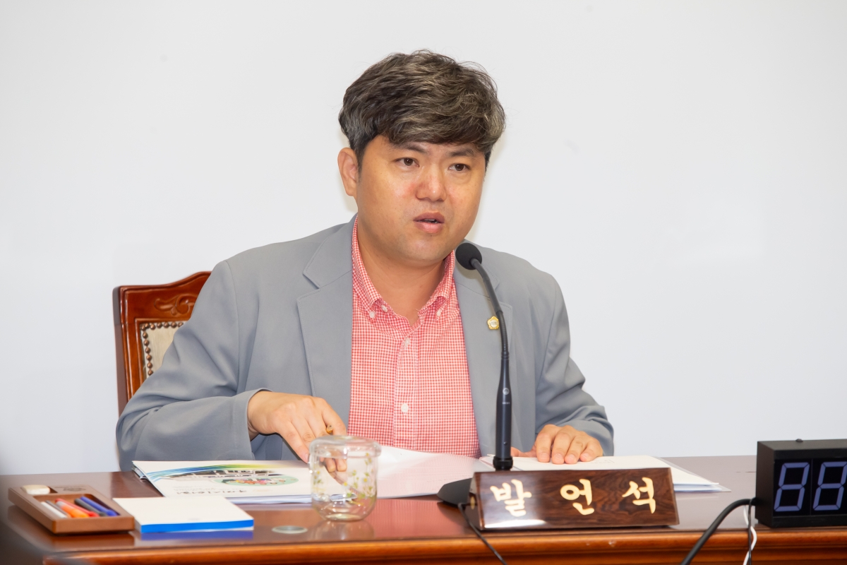 20230706-026[_P7U7938-제269회 임시회 기획행정위원회 조례안 심사활동.JPG