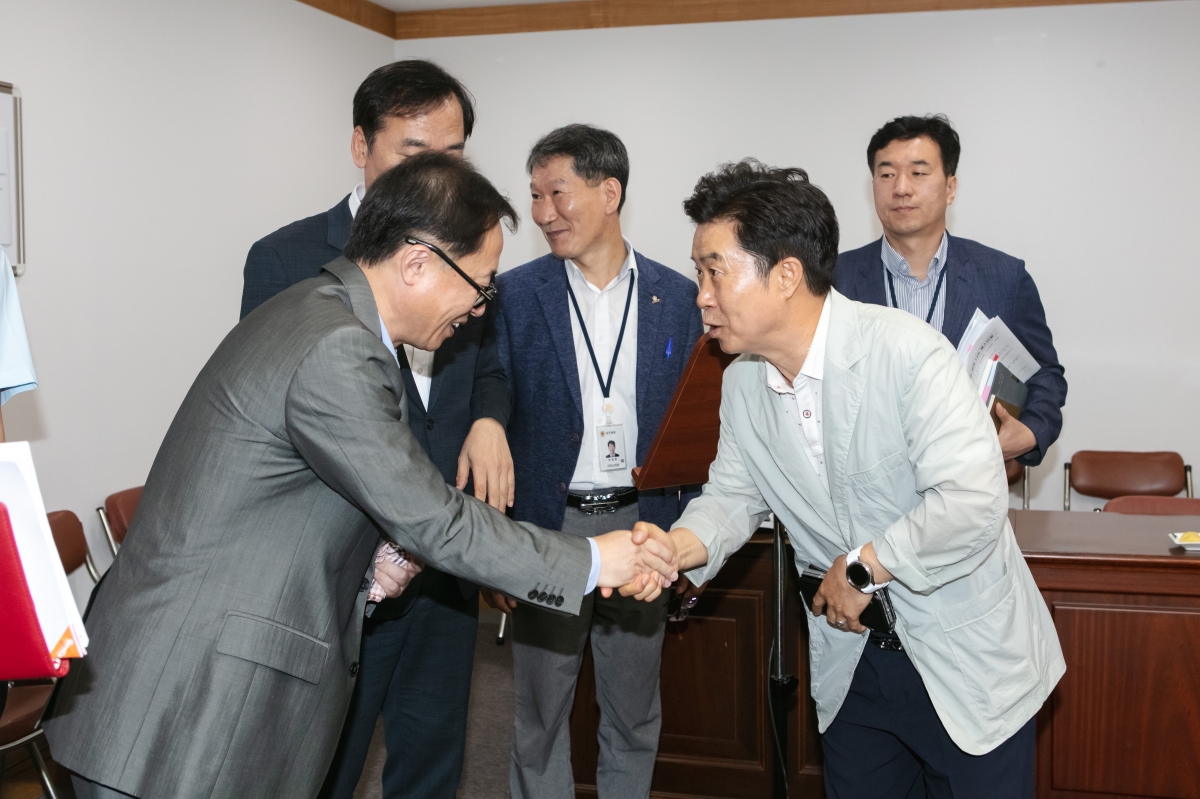 20230816-001[IMG_5905-신공항이전지원특별위원회 김정호 한국항공우주산업 고문 초청 간담회.JPG