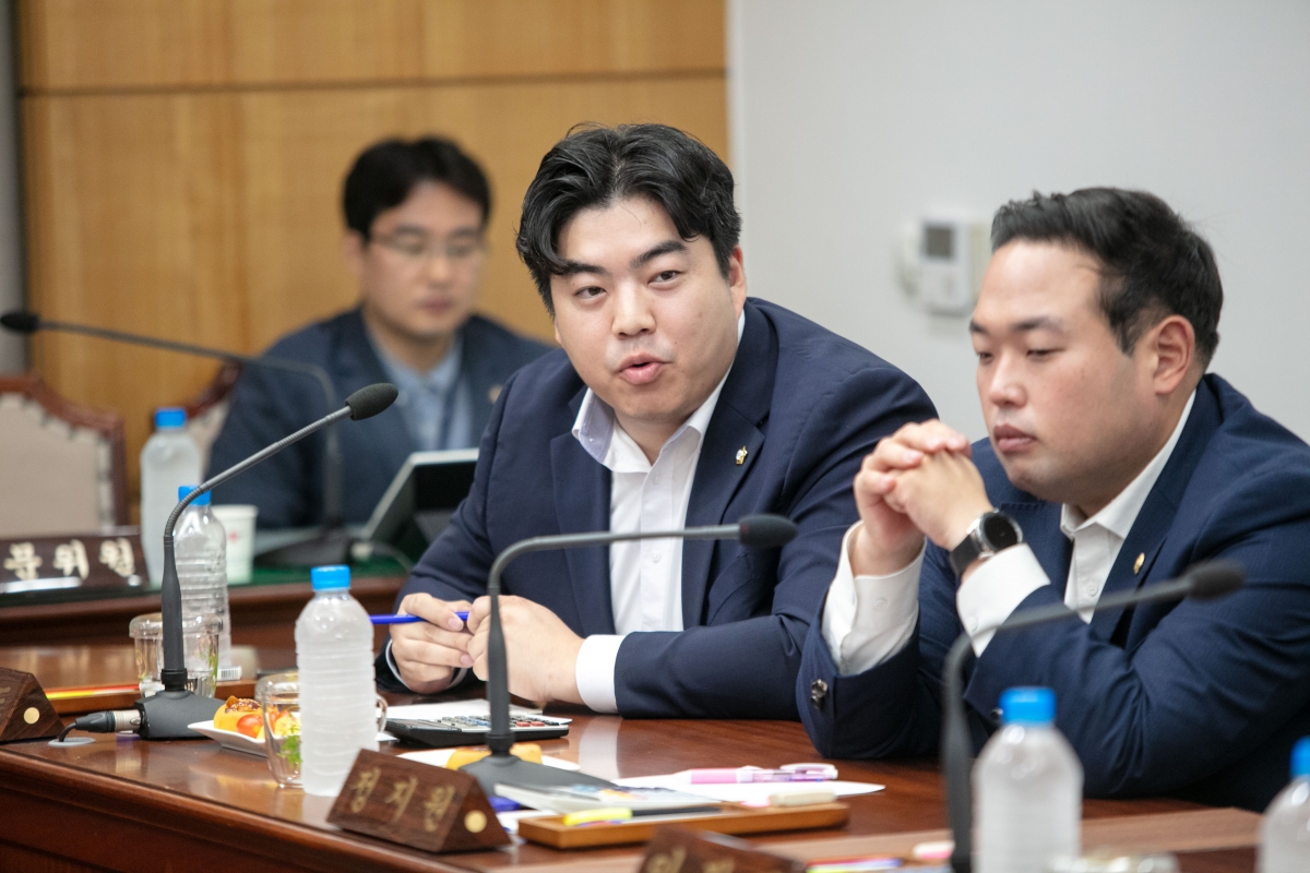 20230816-009[IMG_5943-신공항이전지원특별위원회 김정호 한국항공우주산업 고문 초청 간담회.JPG