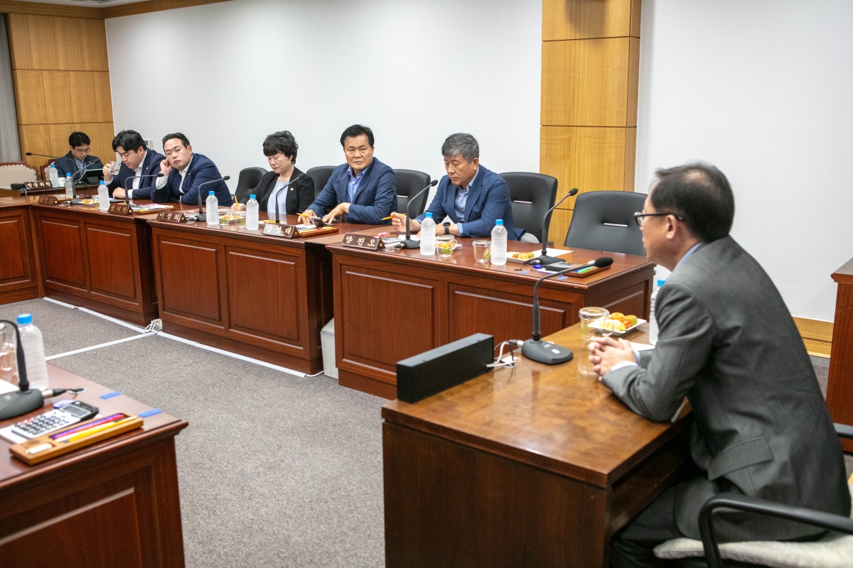 20230816-008[IMG_5940-신공항이전지원특별위원회 김정호 한국항공우주산업 고문 초청 간담회.JPG