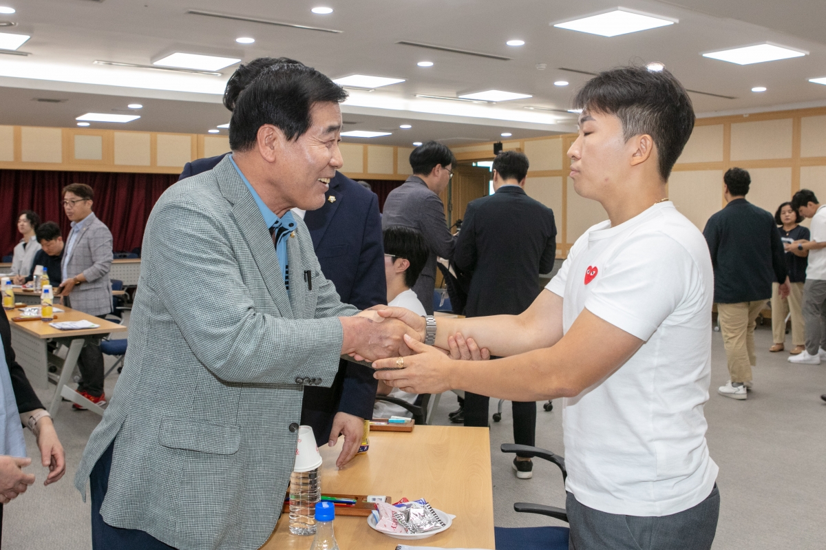 20230816-033[IMG_6008-의원연구단체 청인심 최종보고회.JPG