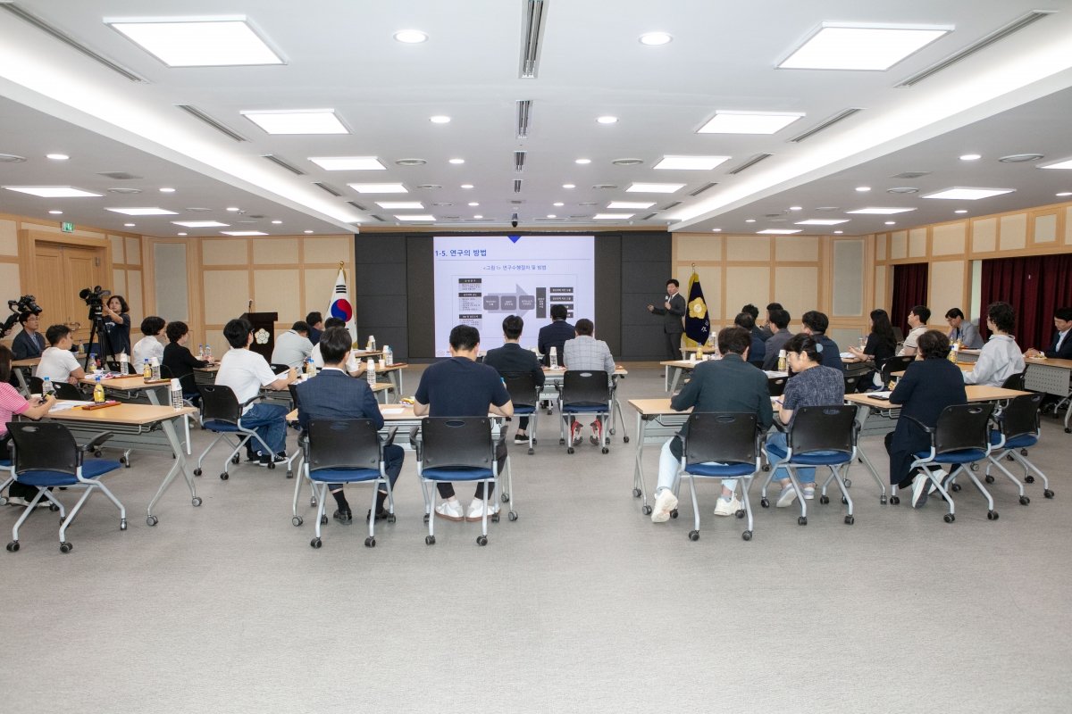 20230816-059[IMG_6053-의원연구단체 청인심 최종보고회.JPG
