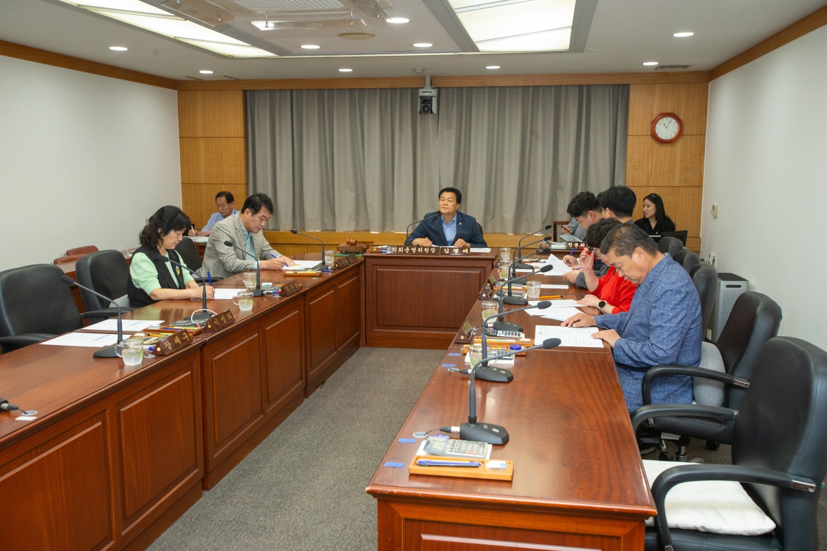 20230831-003[_P7U1264-폐회중 의회운영위원회 활동.JPG